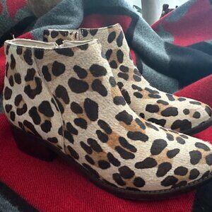 Matisse Women’s Cow Hide Fur Leopard Print Boots Size 6 Zip Up Ankle NEW!